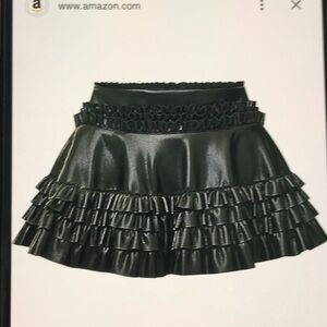 New LoveShackFancy Audria Skirt size 4